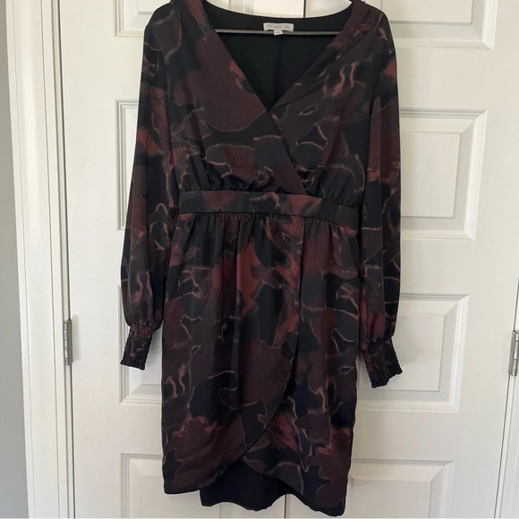 Evereve ALLISON JOY Sasha Surplice Mini Dress! L E29 - Picture 1 of 8